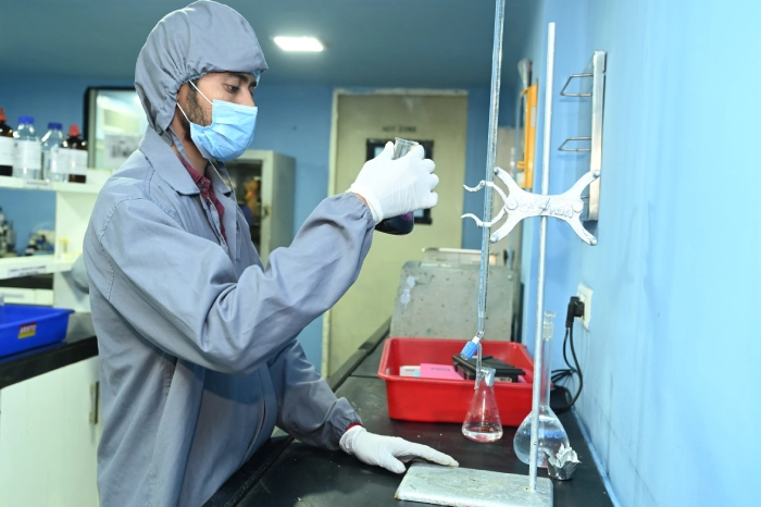 Formulation lab at Makin Laboratories